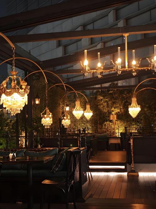 復古宮廷風酒吧