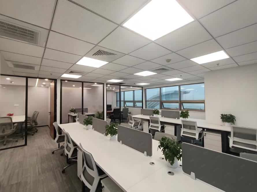 <a href=http://028hxjt.com/xingyemendao/bangongshixiezilou/ target=_blank class=infotextkey>重慶辦公室裝修</a>價(jià)格全解析