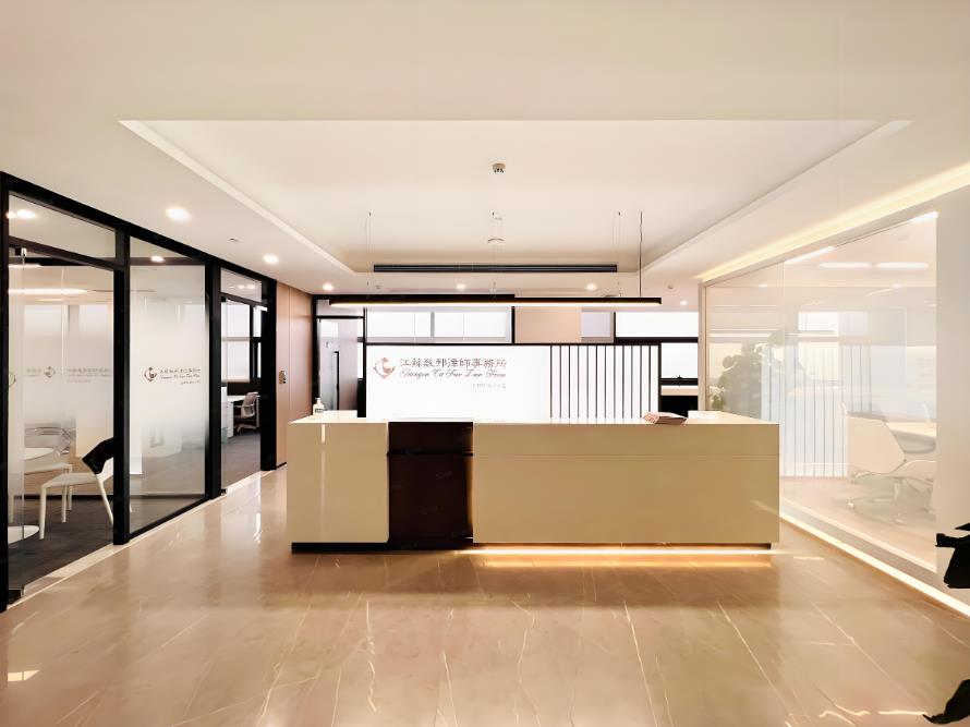 <a href=http://028hxjt.com/xingyemendao/bangongshixiezilou/ target=_blank class=infotextkey>重慶辦公室裝修</a>攻略