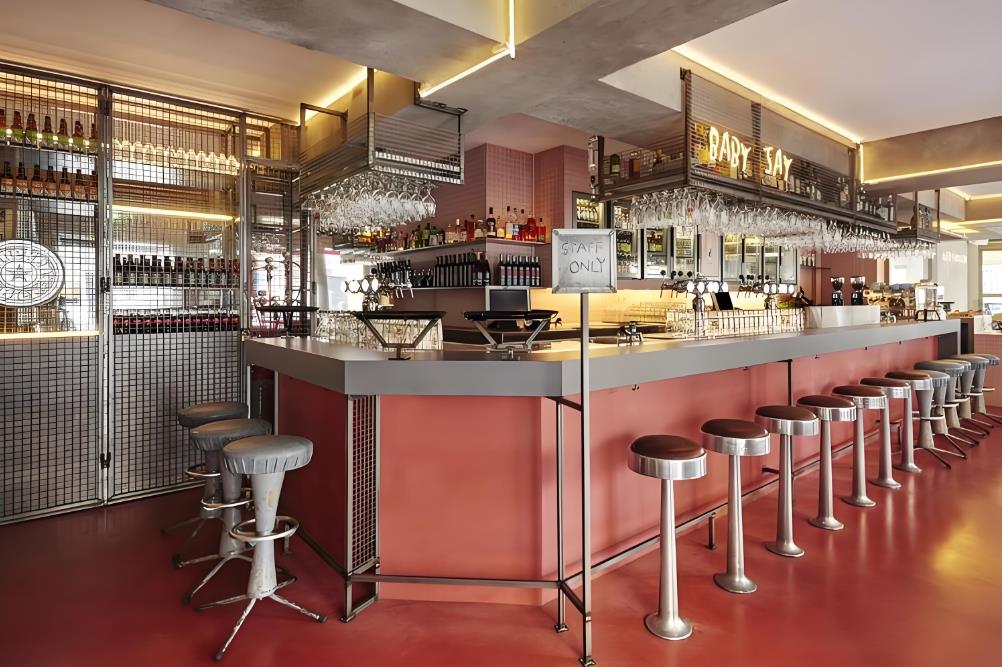 特色酒吧如何裝修設(shè)計(jì)？超詳細(xì)秘籍