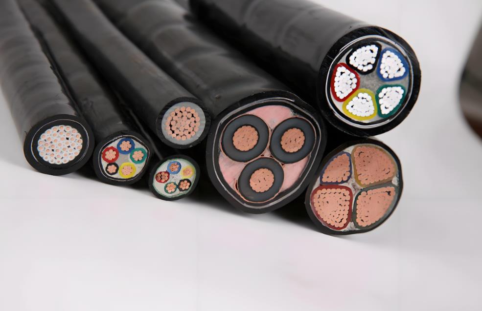 汽車維修店裝修電路選用多大的電線？